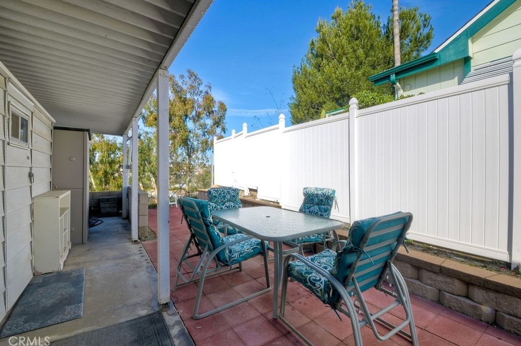 28664 Via Playa Del Rey, Murrieta CA  92563-5601 exterior