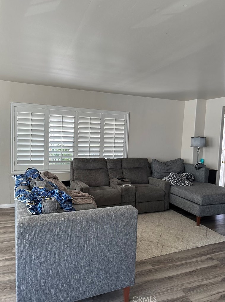 38633 Via Amarilla, Murrieta CA  92563-5739 exterior