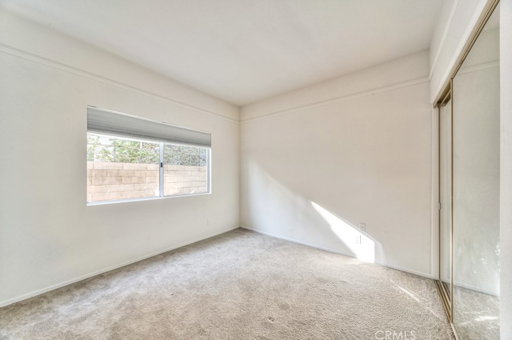 24201 Via Prima Vera, Murrieta CA  92562-3509 exterior