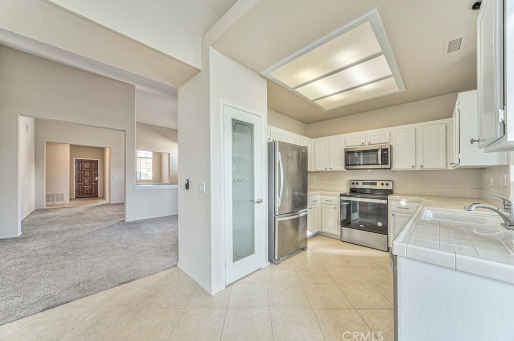 24201 Via Prima Vera, Murrieta CA  92562-3509 exterior