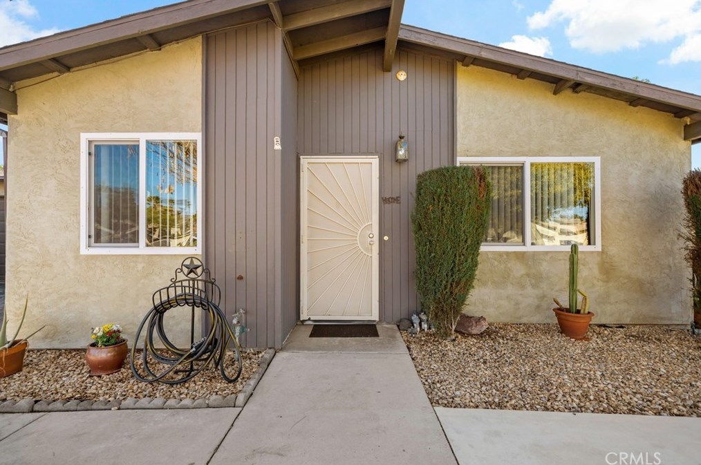 2371 San Pedro Ave, Hemet, CA 92545-2434