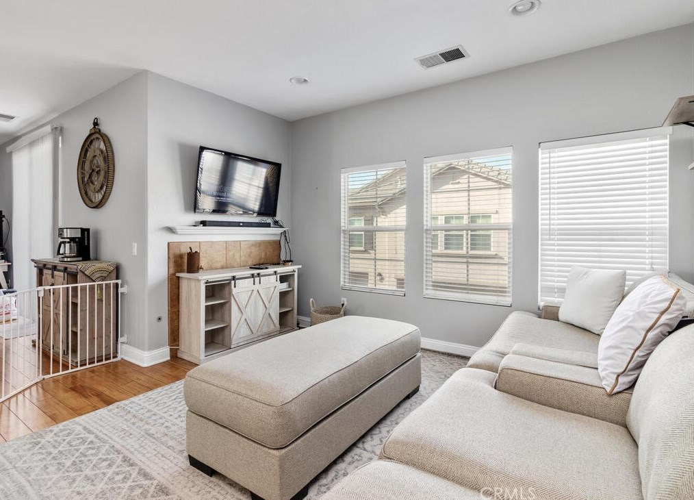 36342 Vincenzo Way, Winchester, CA 92596