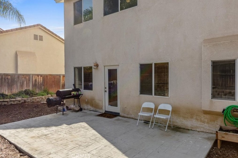 26360 Palisades Dr, Murrieta CA  92563-7330 exterior