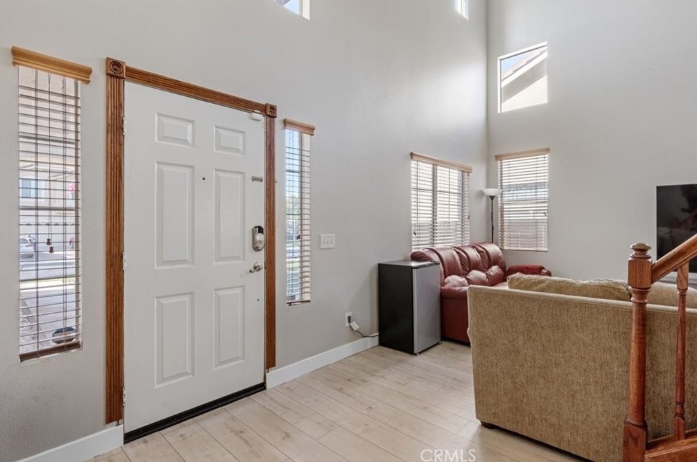 26360 Palisades Dr, Murrieta CA  92563-7330 exterior