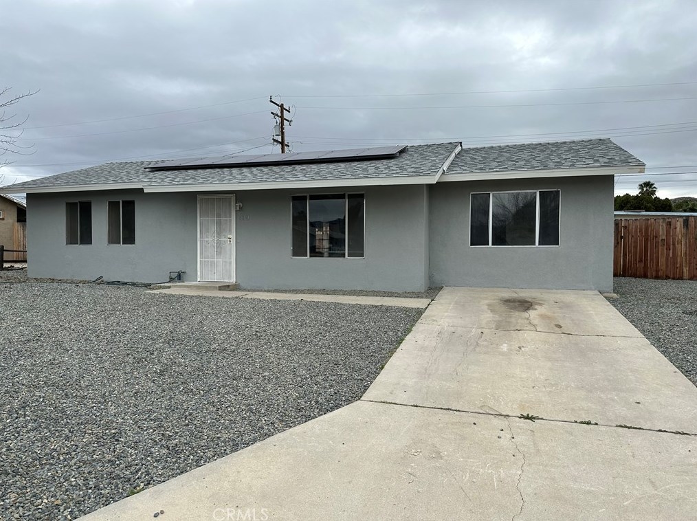 40161 Dixie Dr, Hemet, CA 92543-7204