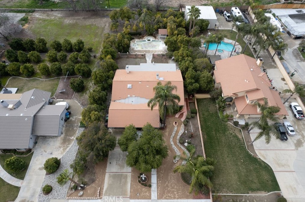 26185 Thacker Dr, Hemet, CA 92544-6605