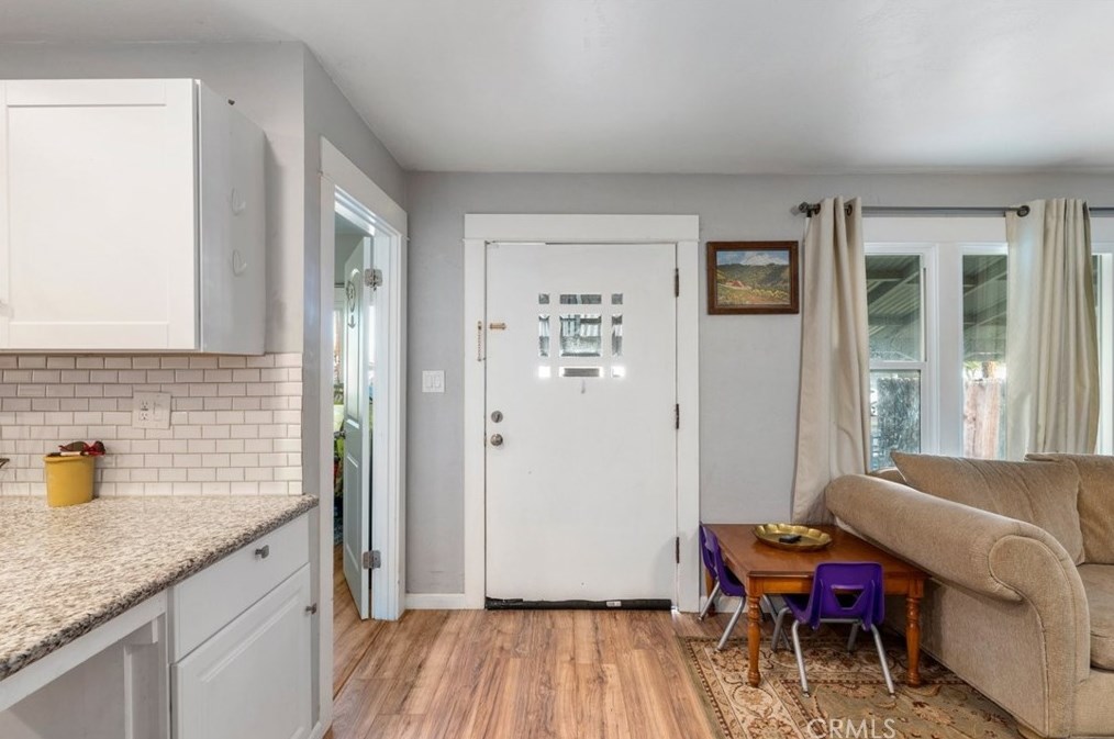505 Mayberry Ave, Hemet, CA 92543-6044