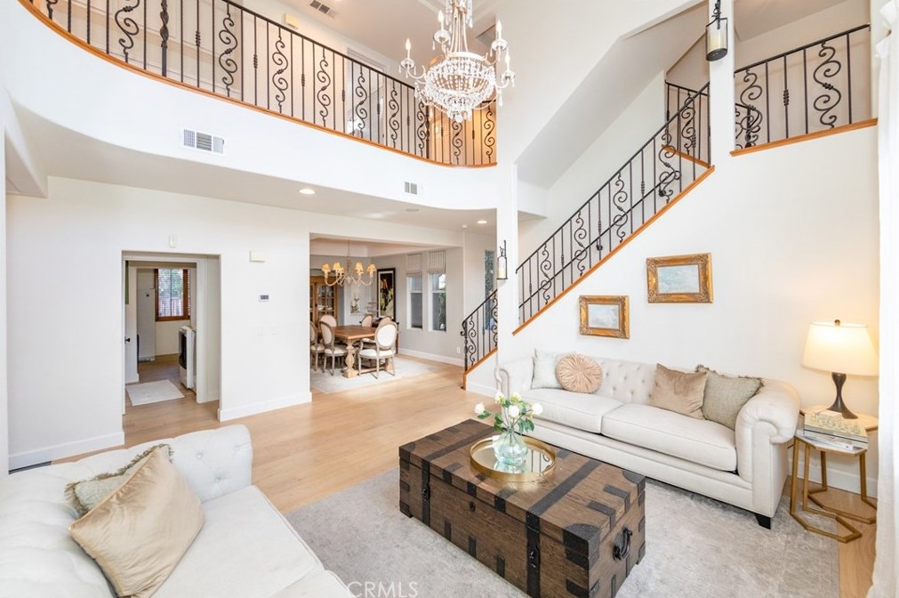 41774 Carleton Way, Temecula CA  92591-1897 exterior