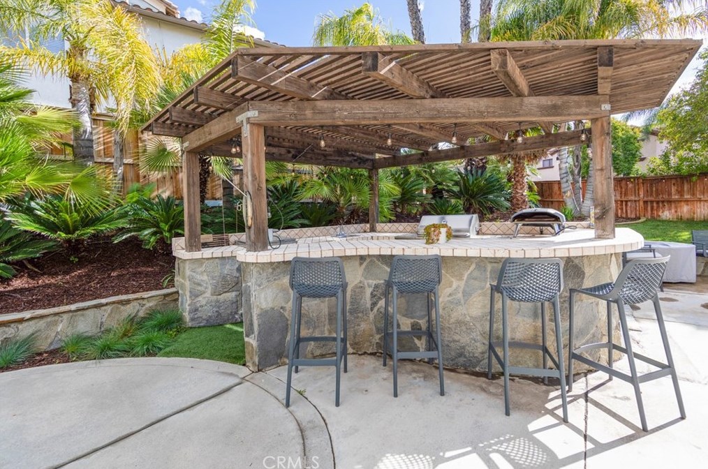 41774 Carleton Way, Temecula CA  92591-1897 exterior