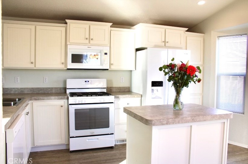 4400 W Florida Ave #276, Hemet, CA 92545