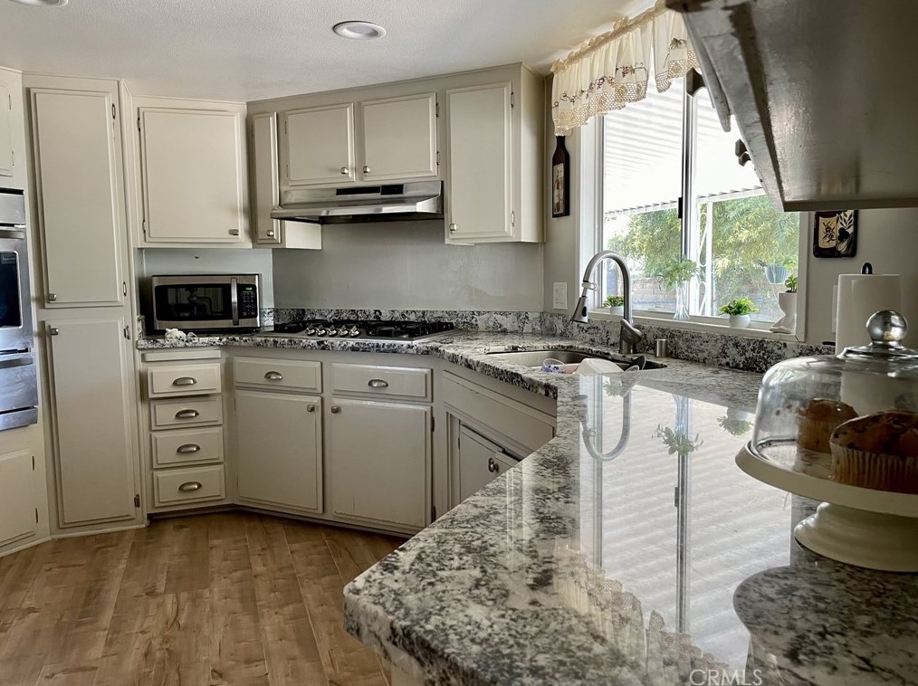 43485 Edith Way, Hemet, CA 92544-1927