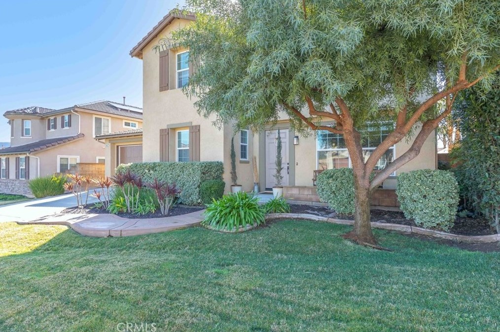 31801 Silk Vine Dr, Winchester, CA 92596-8627