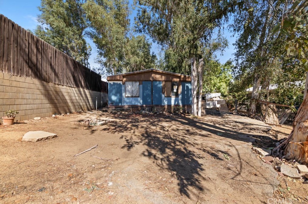 18420 Eucalyptus Ave, Lake Elsinore, CA 92532