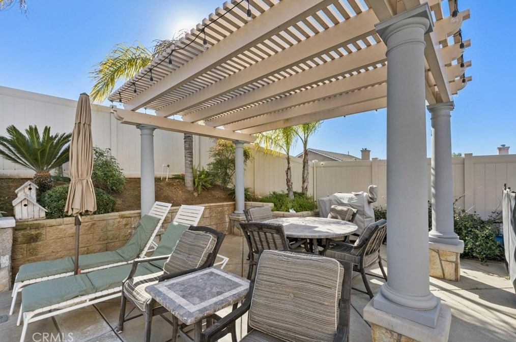 31341 Gabriel Metsu St, Winchester, CA 92596-9207