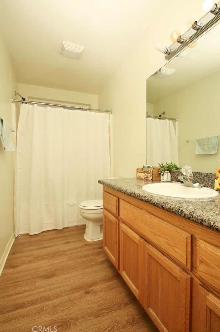 6664 Split Rock Ave, Twntynine Plm CA  92277-3256 exterior