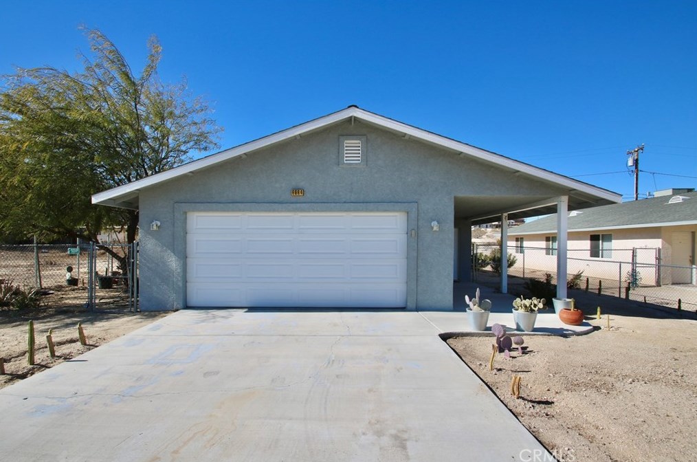 6664 Split Rock Ave, Twntynine Plm CA  92277-3256 exterior