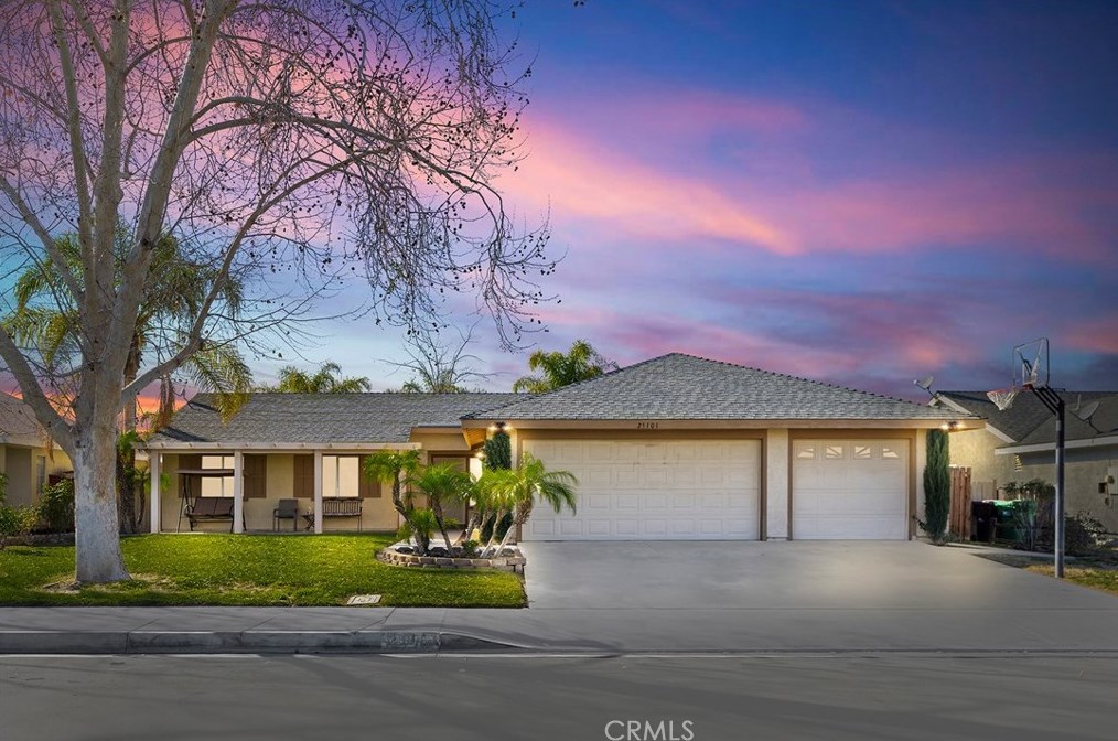 25101 Steiner Dr, Hemet, CA 92544-3373