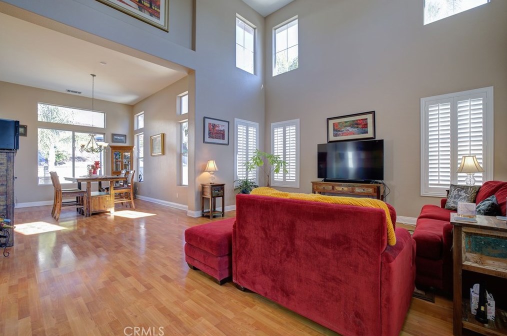 23384 Camellia Ln, Murrieta CA  92562-2229 exterior