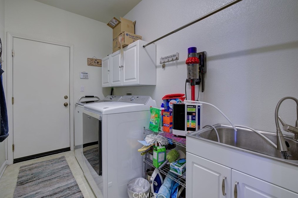 23384 Camellia Ln, Murrieta CA  92562-2229 exterior