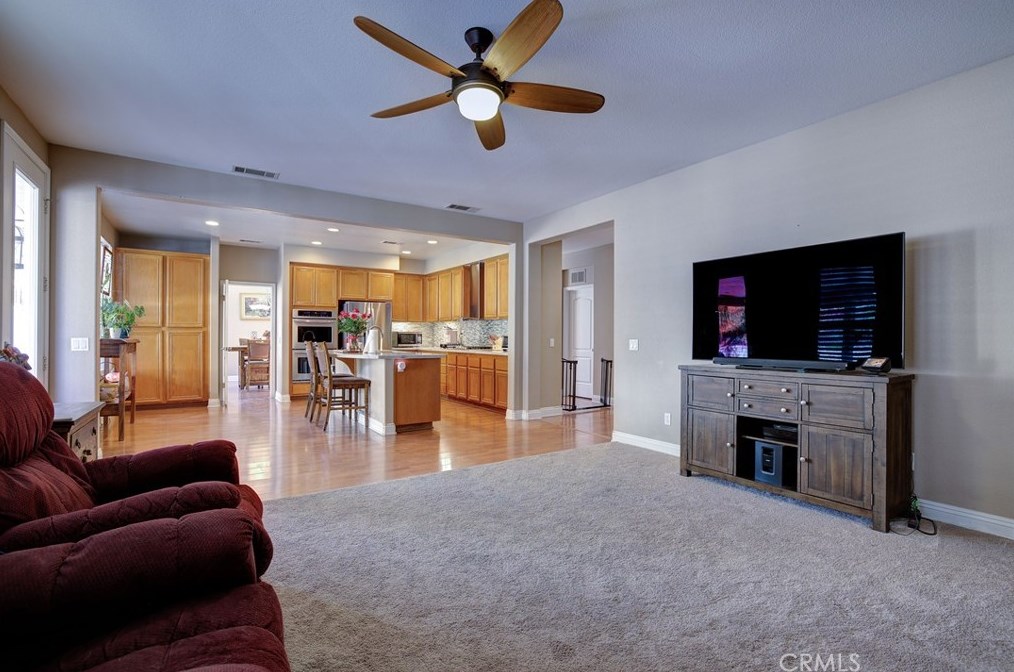 23384 Camellia Ln, Murrieta CA  92562-2229 exterior