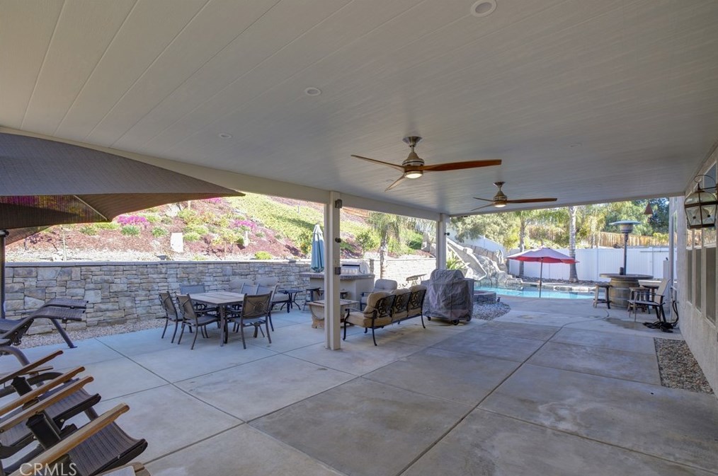 23384 Camellia Ln, Murrieta CA  92562-2229 exterior