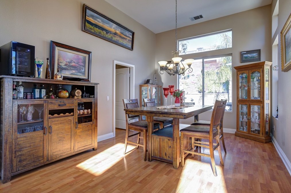 23384 Camellia Ln, Murrieta CA  92562-2229 exterior