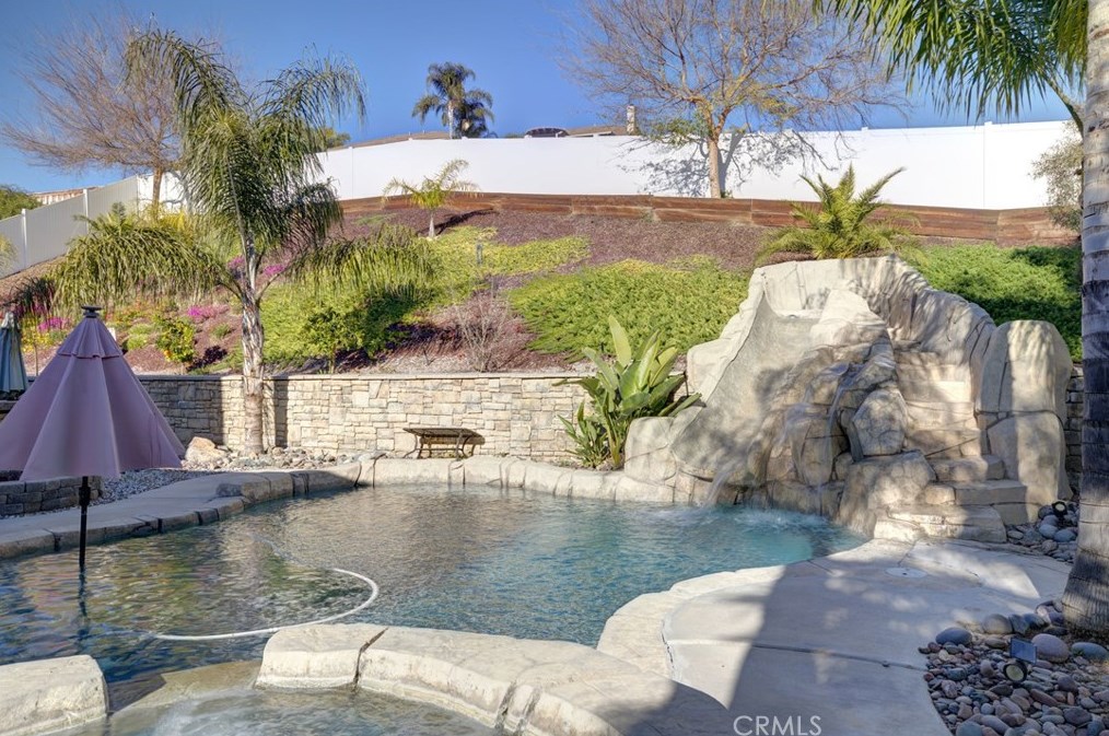 23384 Camellia Ln, Murrieta CA  92562-2229 exterior