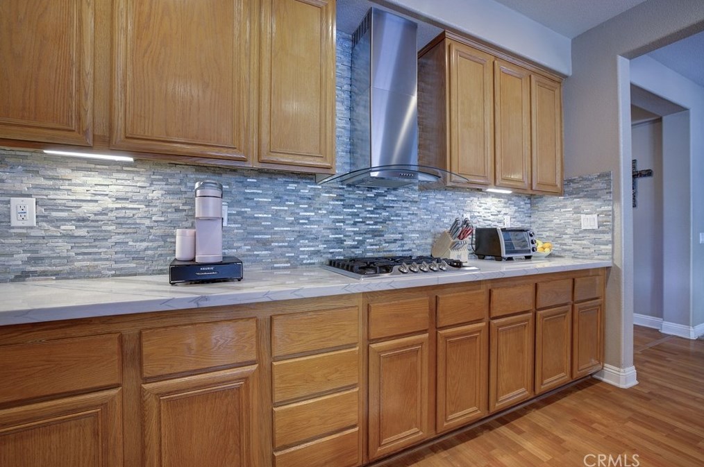 23384 Camellia Ln, Murrieta CA  92562-2229 exterior