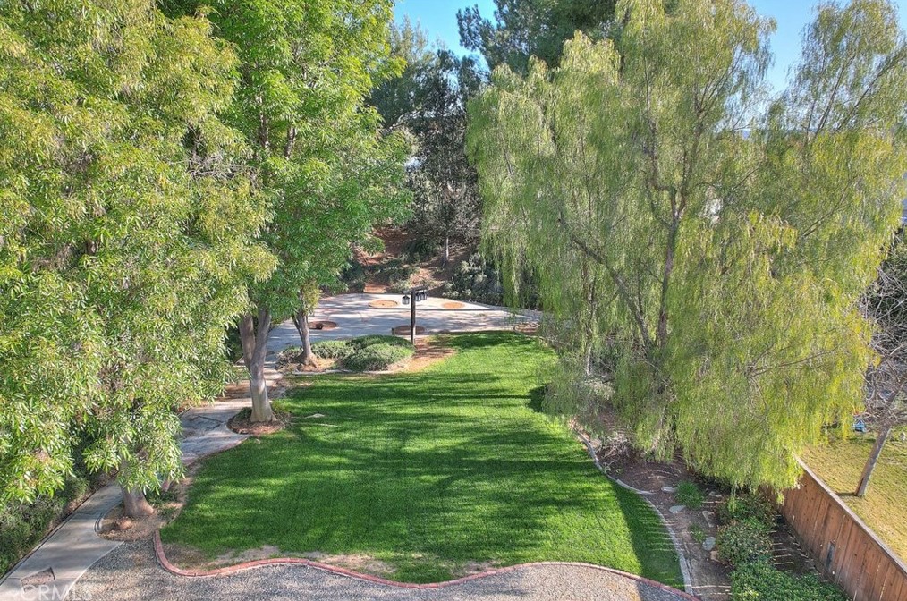 24253 Saradella Ct, Murrieta, CA 92562-4061