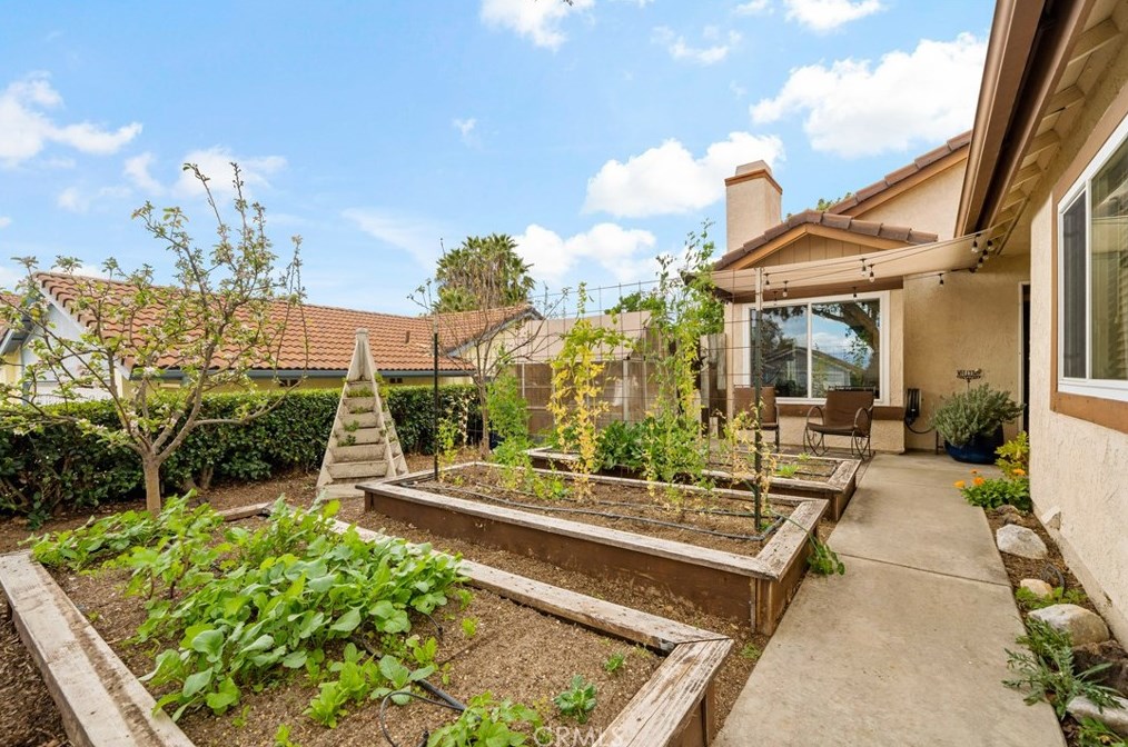 27185 Rainbow Creek Dr, Temecula, CA 92591