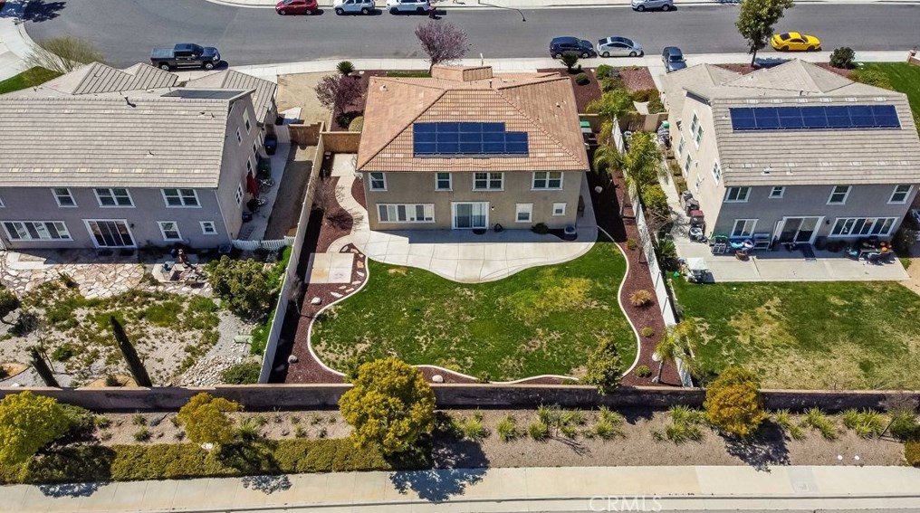 37450 Valley Spring Way, Murrieta CA 92563-1857 exterior