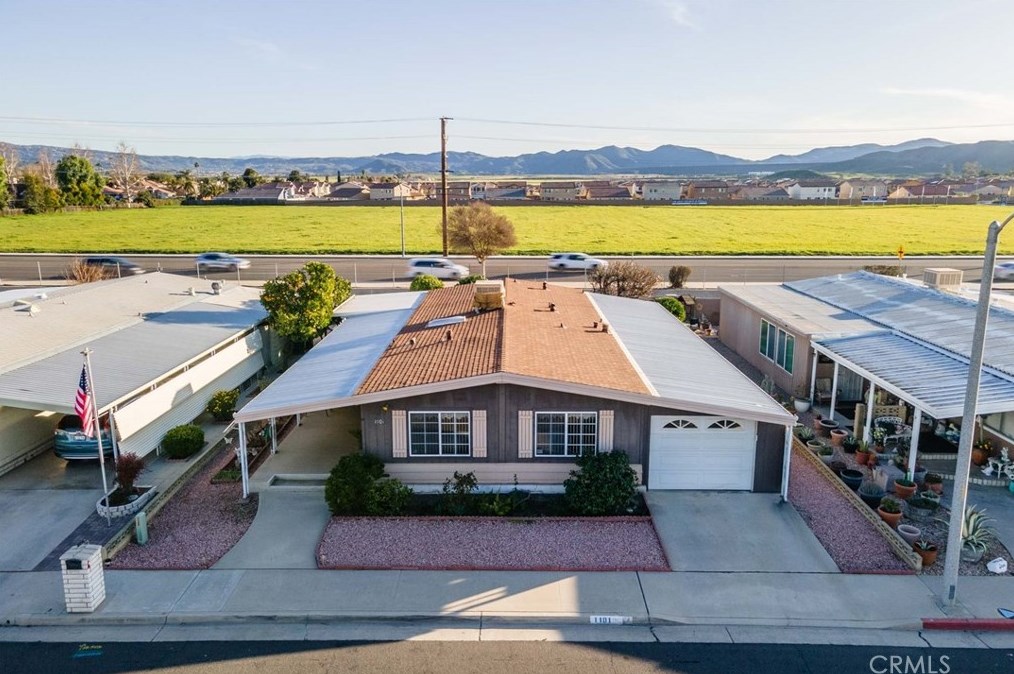 1101 Camino Del Rancho, Hemet, CA 92543-6981