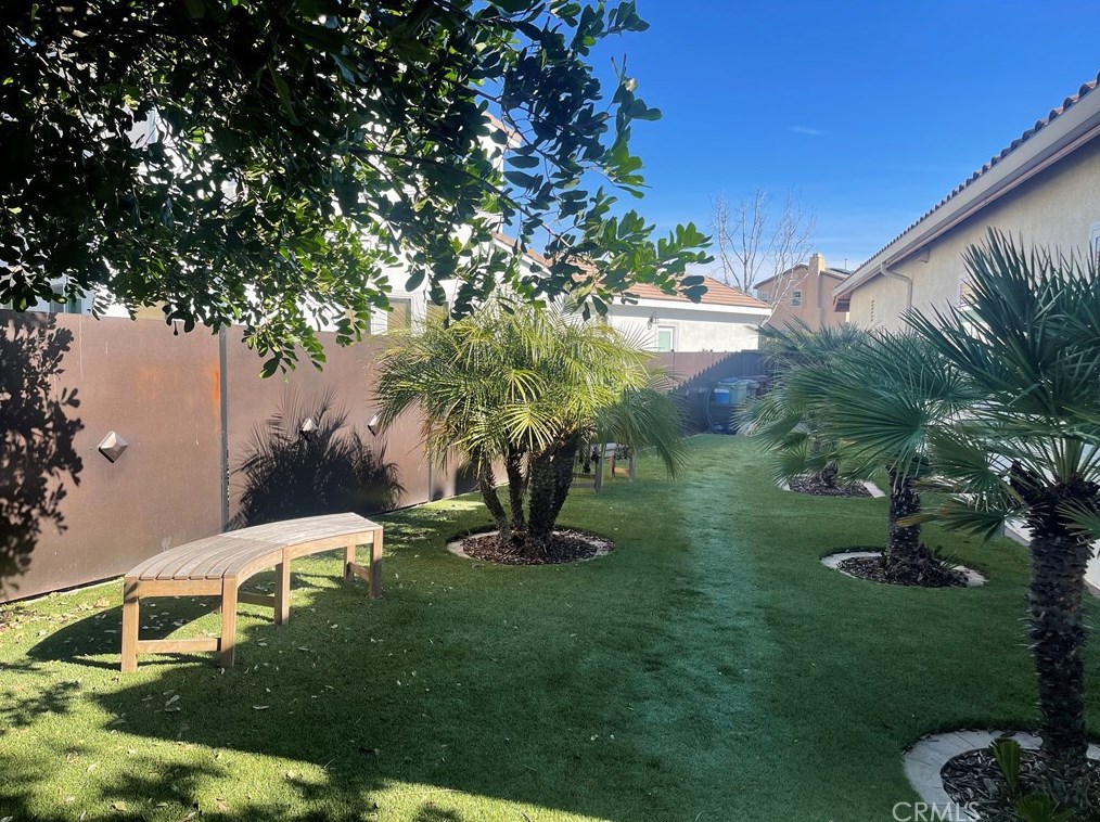 22869 Lindrick Ct, Murrieta CA  92562-5076 exterior