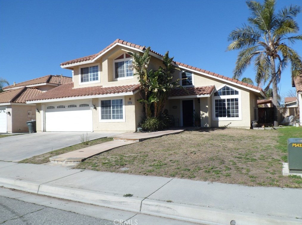 924 Spring Mist Ct, San Jacinto, CA 92582