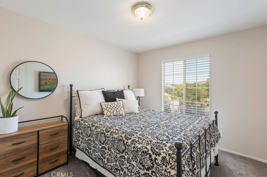 39564 Montebello Way, Murrieta CA  92563-7334 exterior