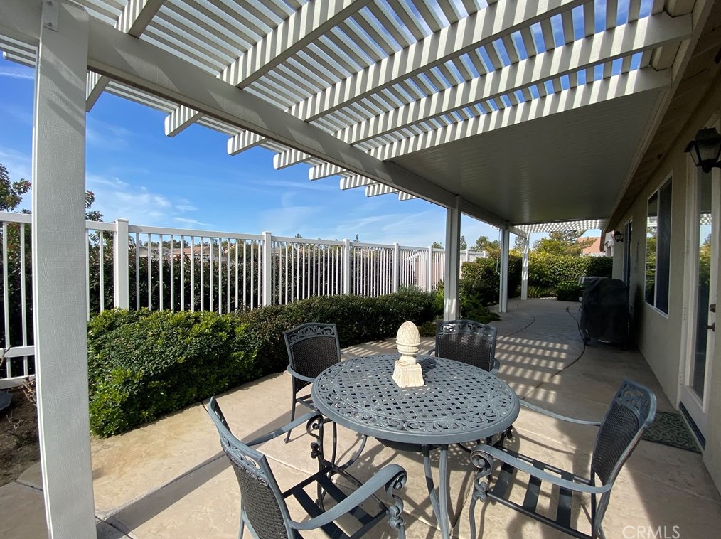 39595 Freemark Abbey, Murrieta CA  92563-4841 exterior