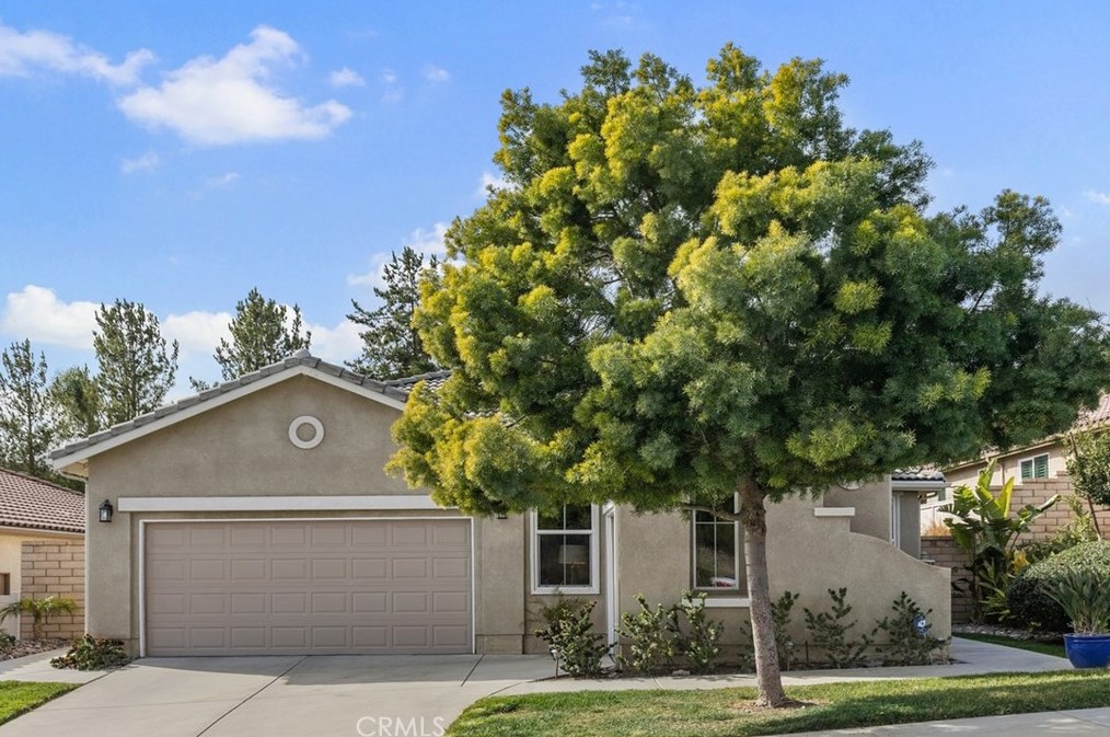 28204 Lone Mountain Ct, Menifee, CA 92584