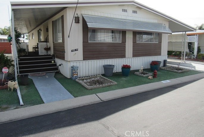 575 S Lyon Ave #120, Hemet, CA 92543