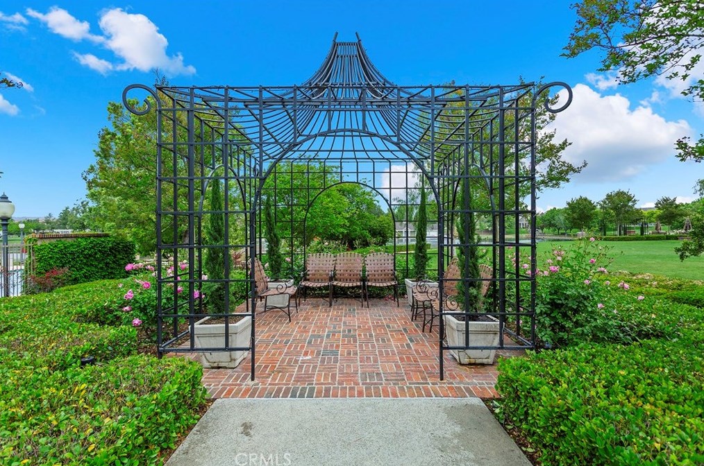 27406 Quincy Ln, Temecula CA  92591-4402 exterior