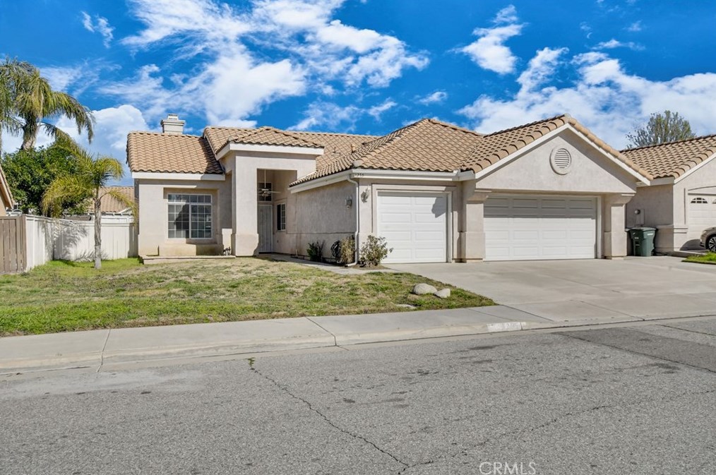 1255 Avenida Floribunda, San Jacinto, CA 92583