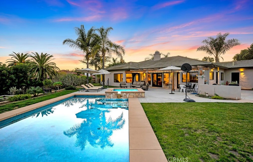 3538 Cazador Ln, Fallbrook, CA 92028-9426