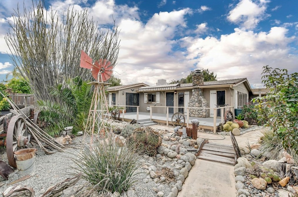 43669 Ange Ln, Hemet, CA 92544-2751