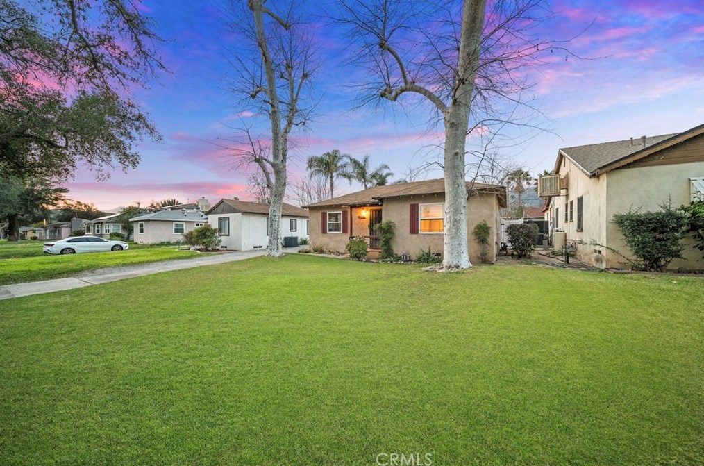 222 E 34th St, San Bernardino, CA 92404