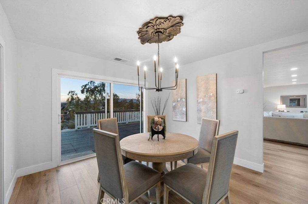 701 Fallbrook St, Fallbrook CA  92028-3443 exterior