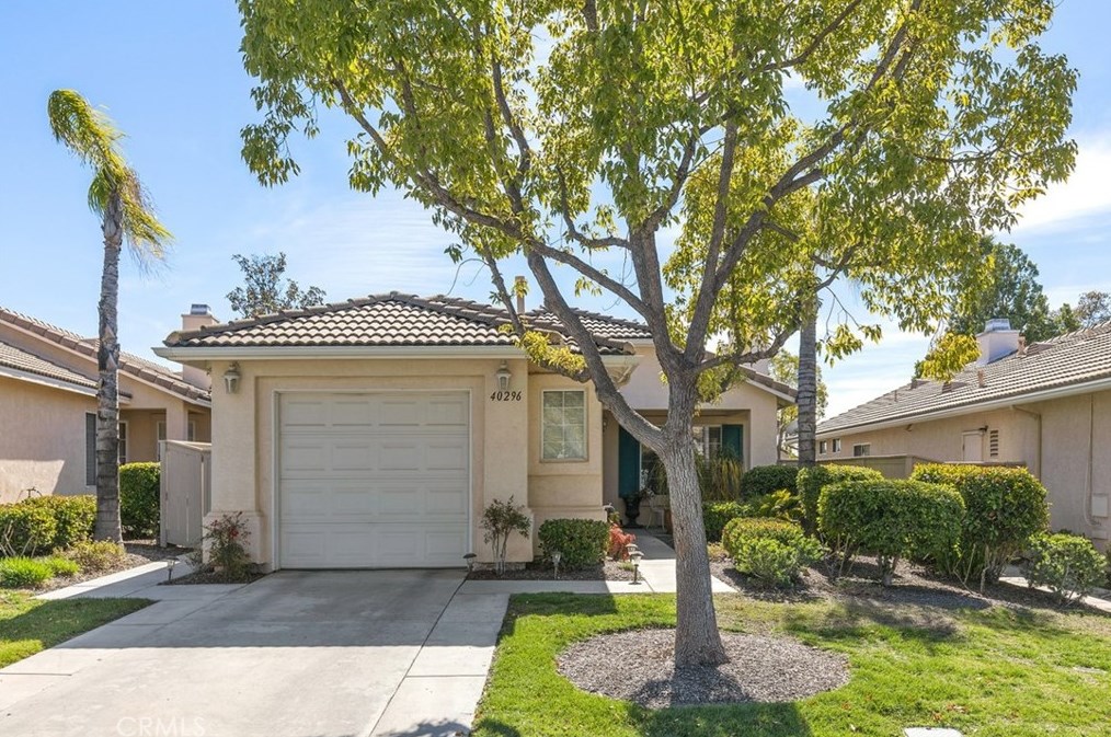 40296 Via Aguadulce, Murrieta, CA 92562-3592