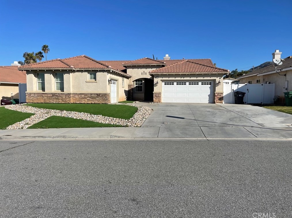 24730 Dunlavy Ct, Moreno Valley, CA 92557-6376