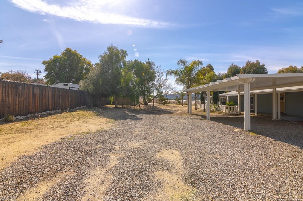 21475 Apricot Ln, Wildomar, CA 92595