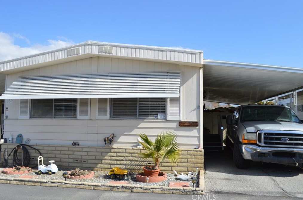 881 N Lake St #362, Hemet, CA 92544