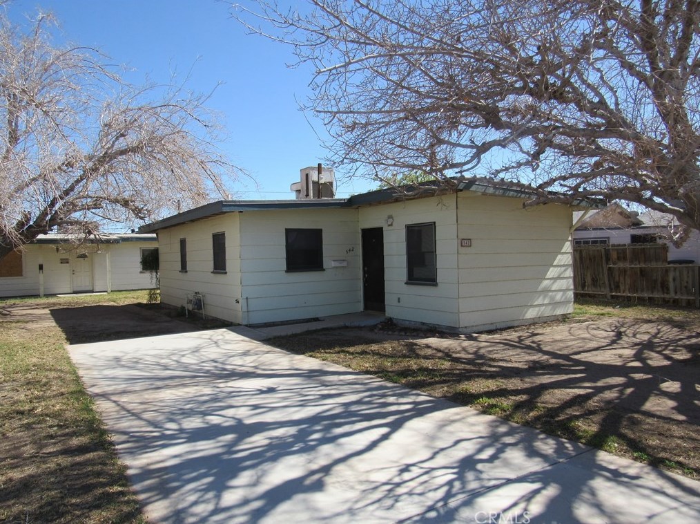 542 Eucalyptus Ave, Blythe, CA 92225-1158