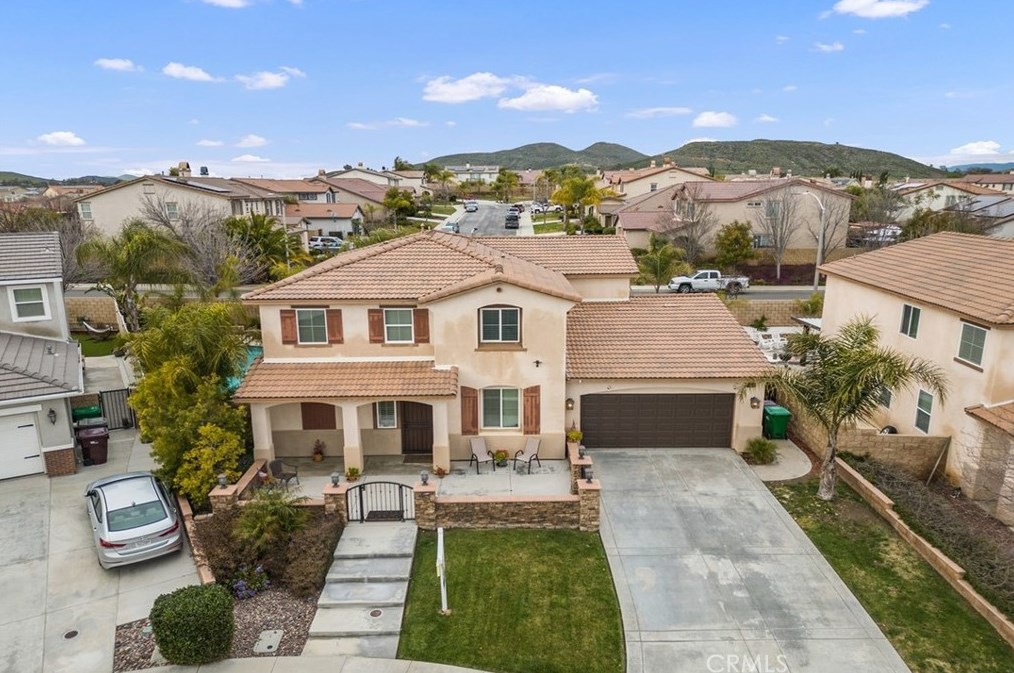 31540 Laki Ct, Winchester, CA 92596-8285